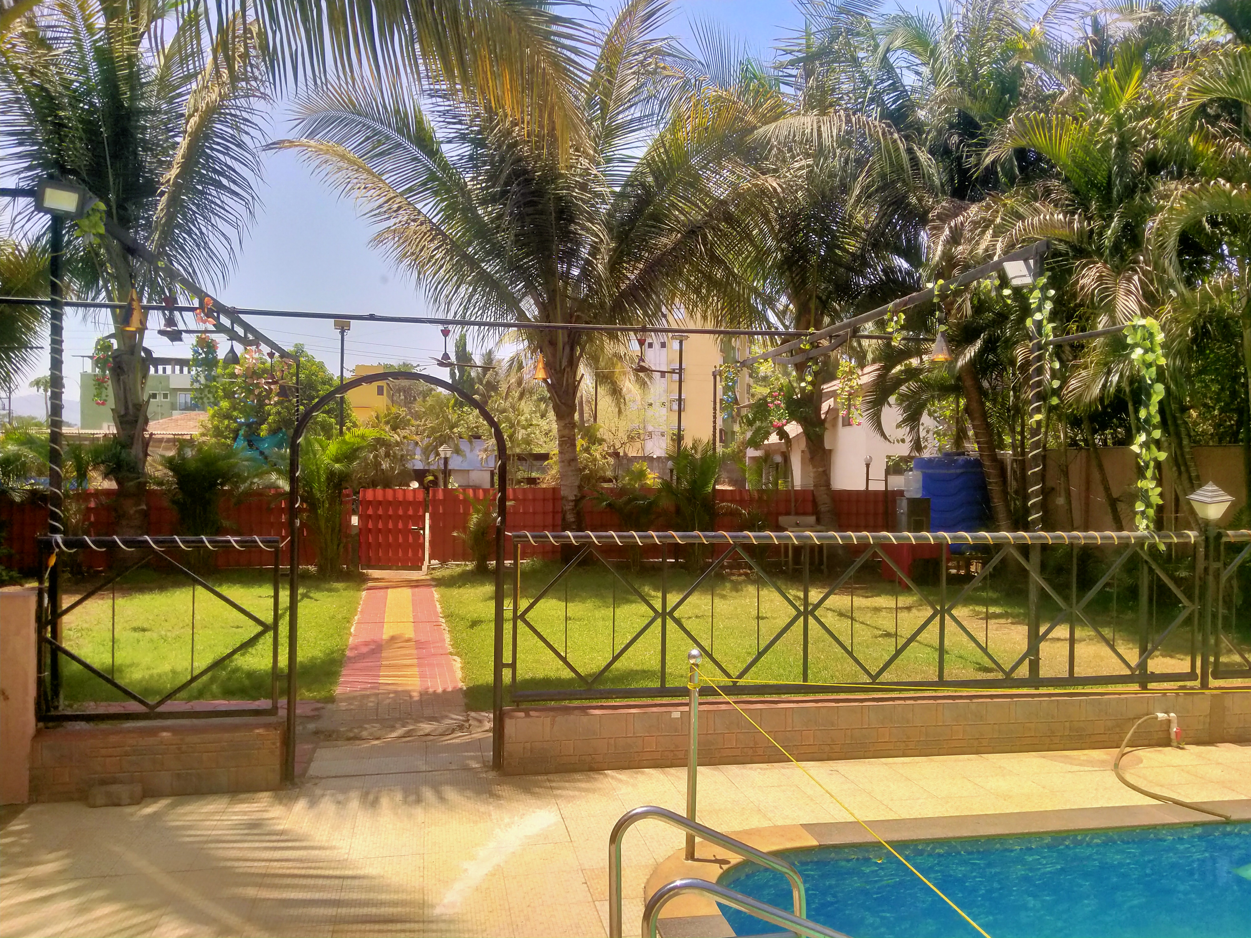Party Lawn Motel Visava