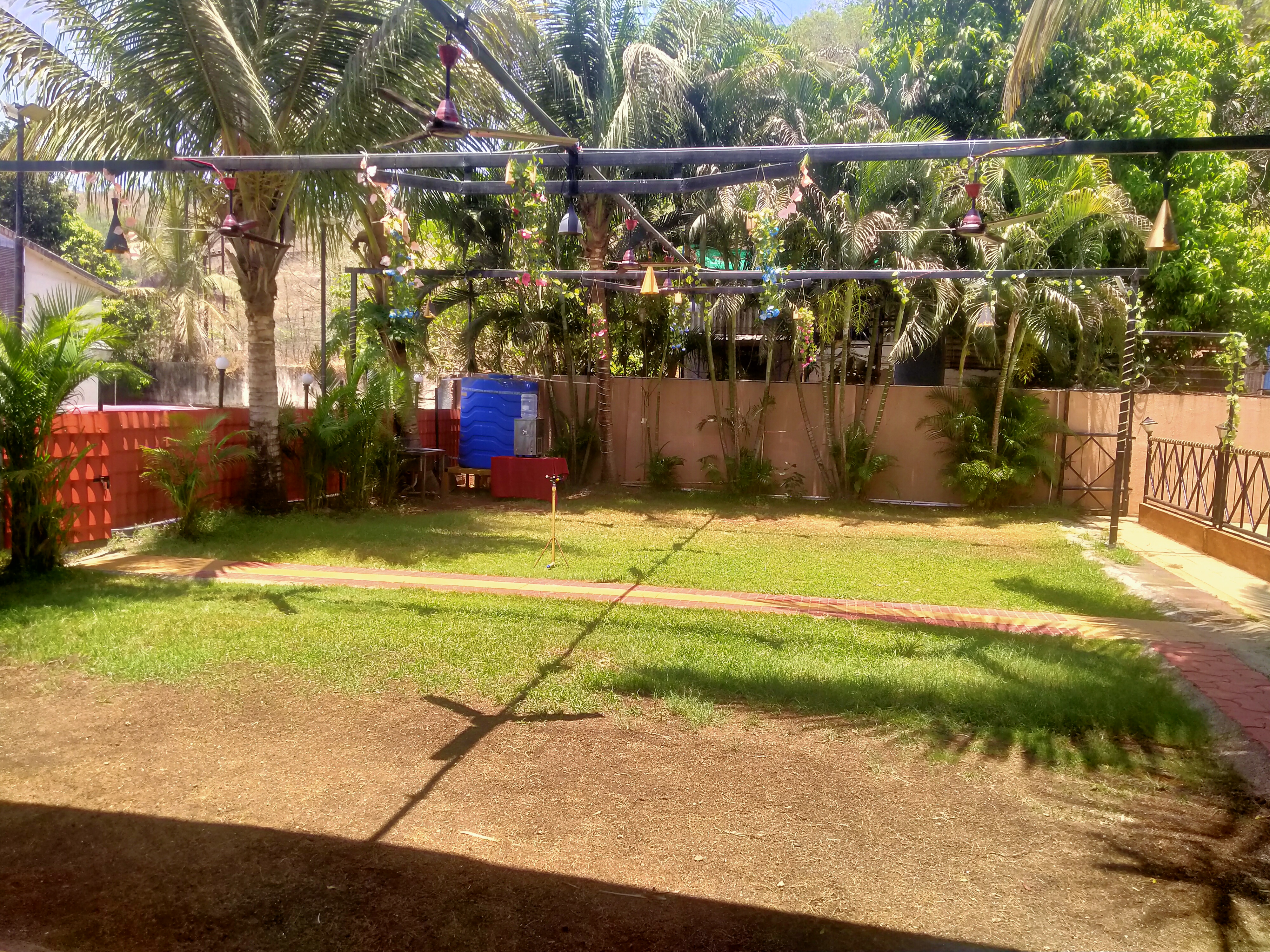 Garden Dining